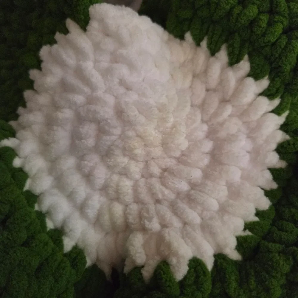 Flower Shape Hand Crocheted Shoulder Crossbody Bag